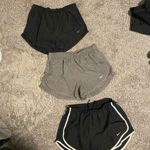 Nike Women's Tempo Dry Core 3'' Running Shorts